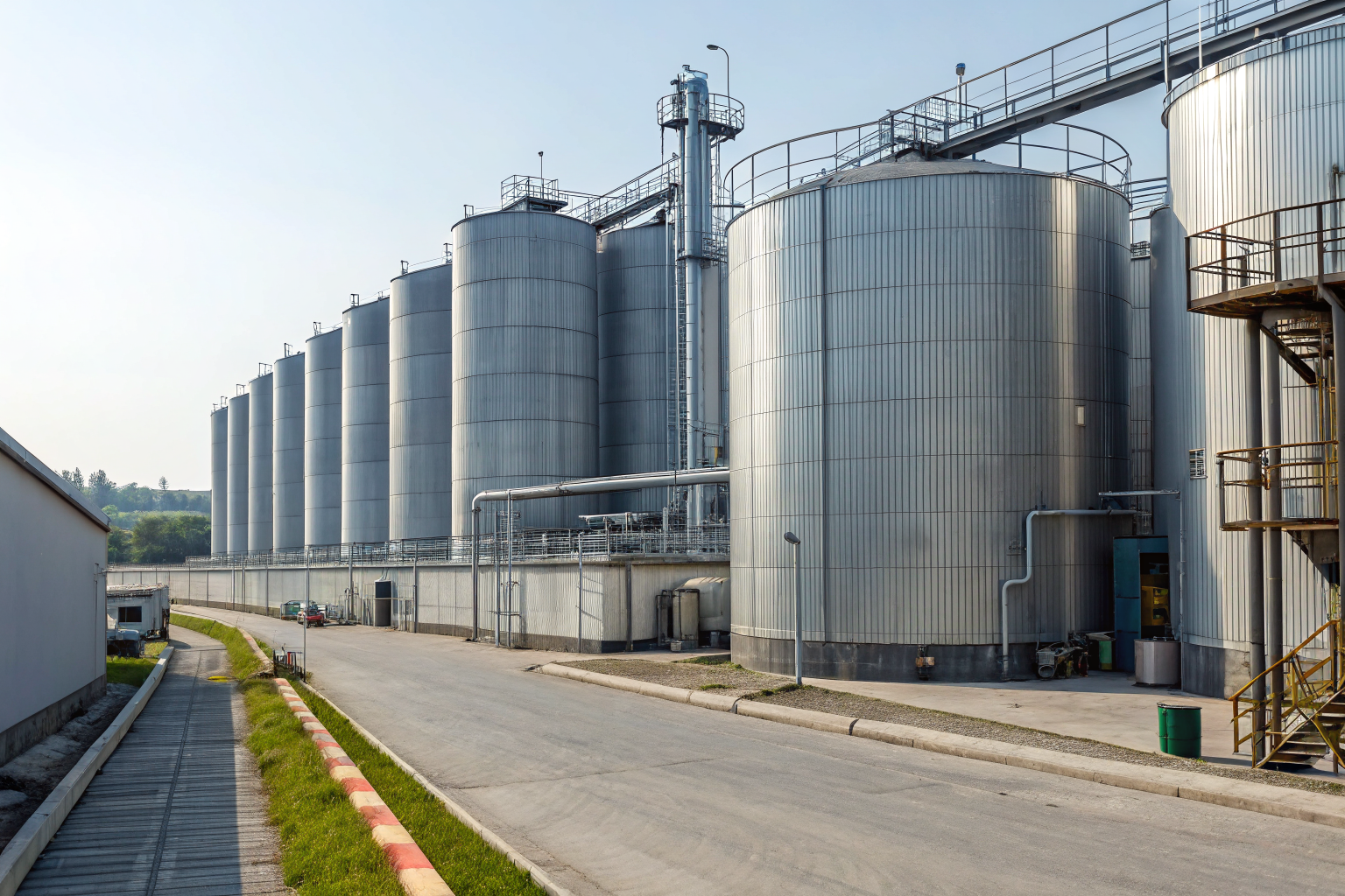 Food processing plant with oil storage systems showing compliance gaps.